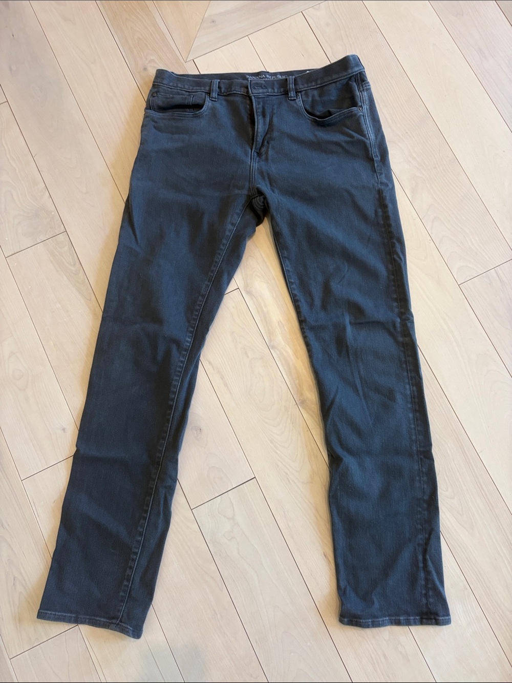Banana Republic Men's Black Slim Straight Jeans